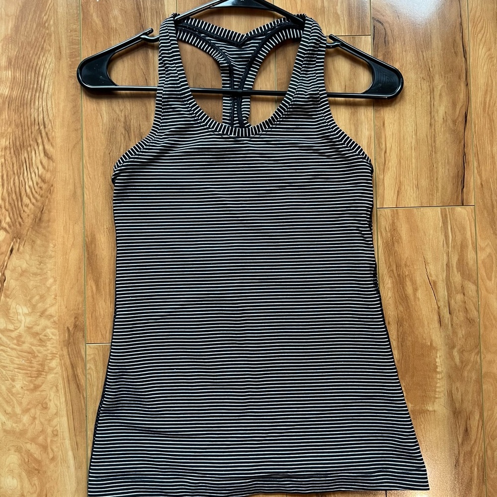 Lululemon Tank Top - Size 6